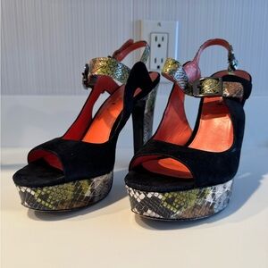 Via Spiga Stylish Black and Green Platform Sandals size 9.5